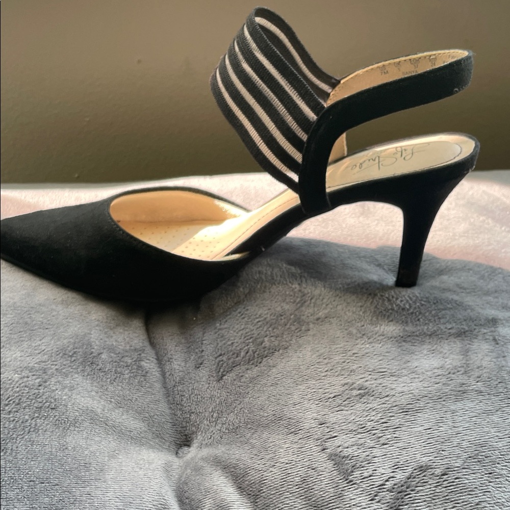 Life Stride Black Striped Heels - Picture 2 of 5
